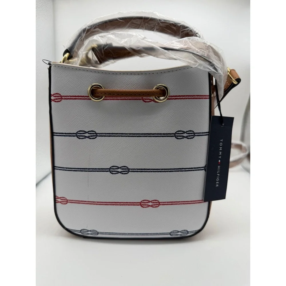 Tommy Hilfiger embrace nautical